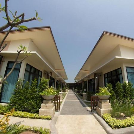 Med Room Korat Nakhon Ratchasima Ngoại thất bức ảnh