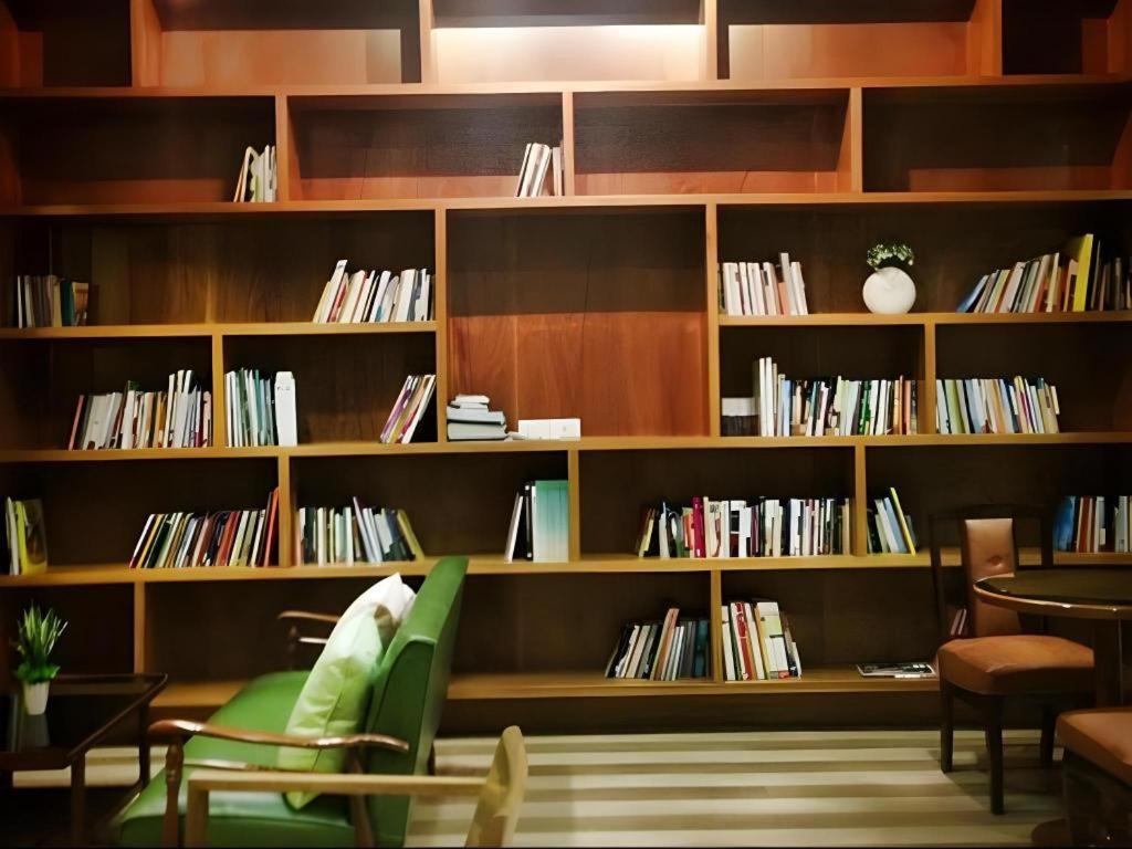 Med Room Korat Nakhon Ratchasima Ngoại thất bức ảnh