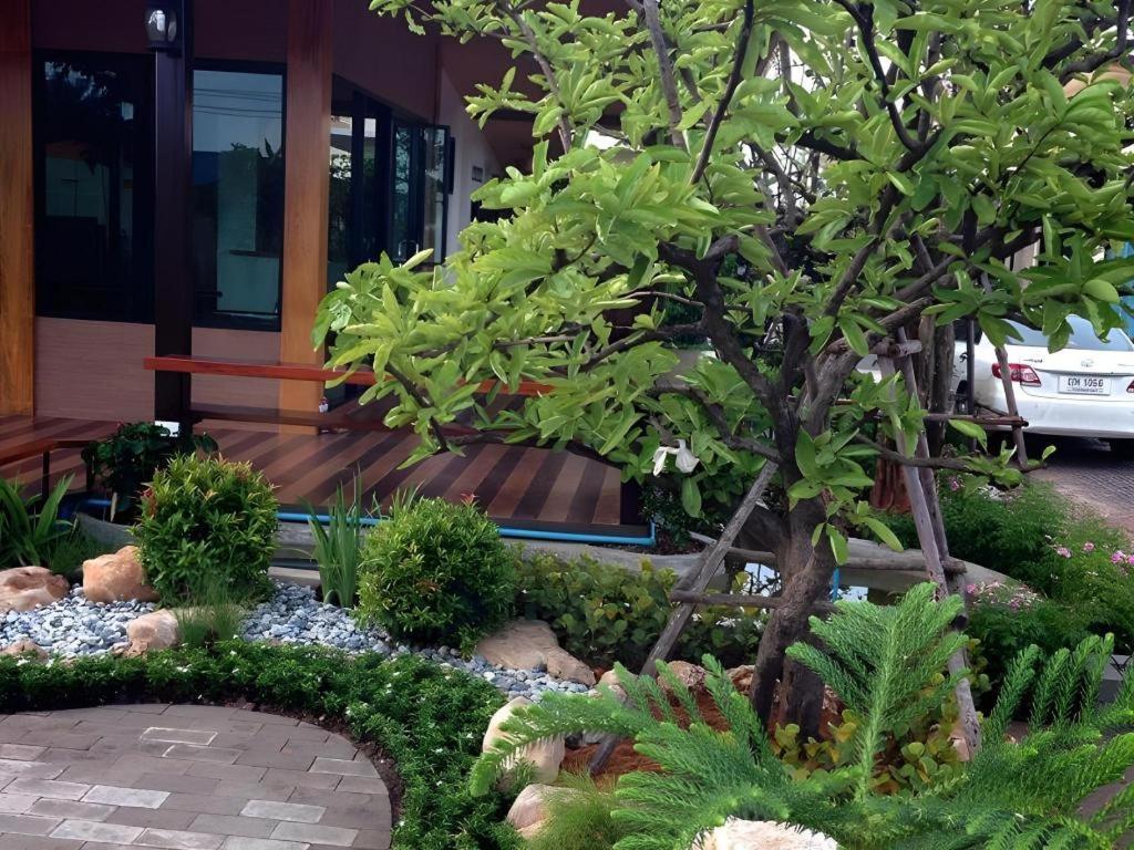 Med Room Korat Nakhon Ratchasima Ngoại thất bức ảnh