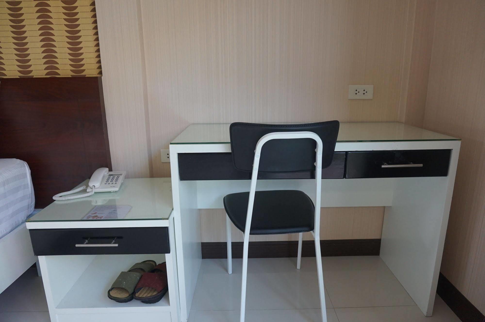 Med Room Korat Nakhon Ratchasima Ngoại thất bức ảnh